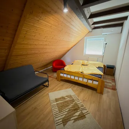 Gæstehus Esztergom Apartman 3*