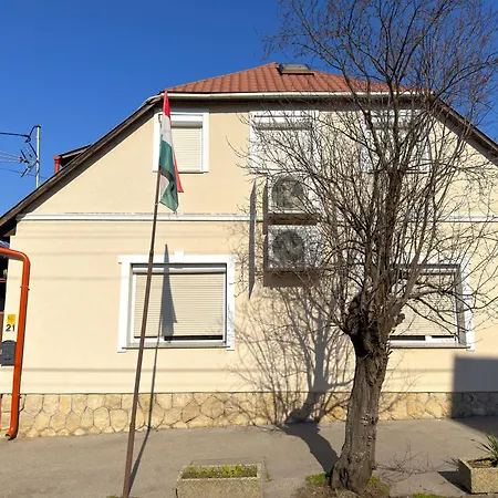 Szent György Vendégház Affittacamere